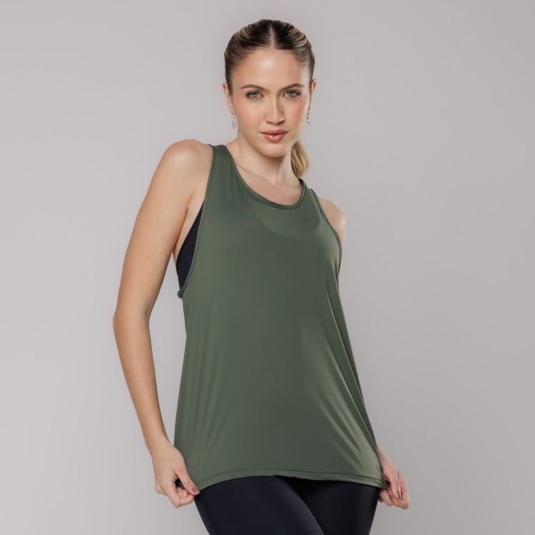 Regata Fitness Leve com Proteção UV Verde Escuro