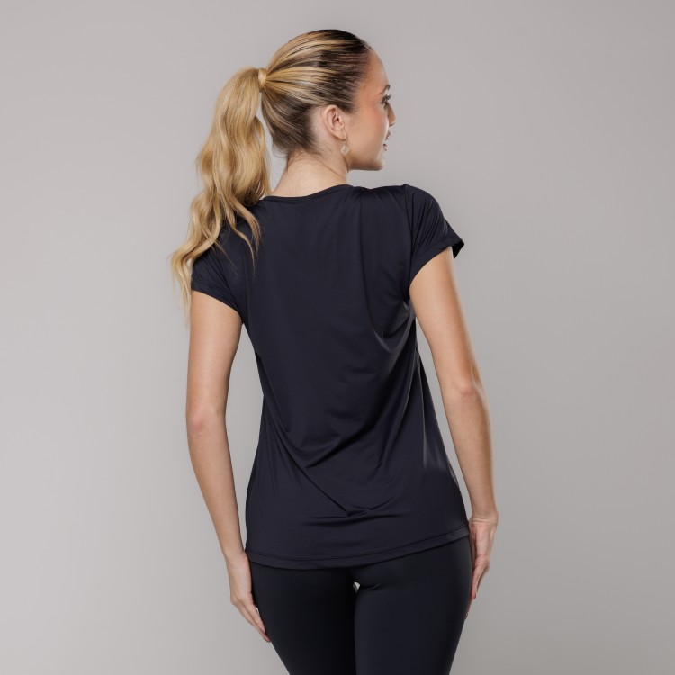 Blusa Fitness Leve com Proteção UV Preta
