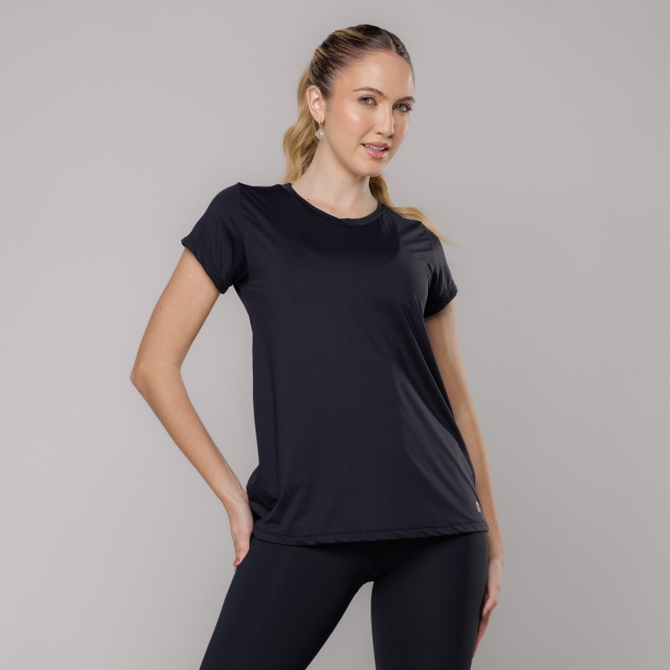 Blusa Fitness Leve com Proteção UV Preta