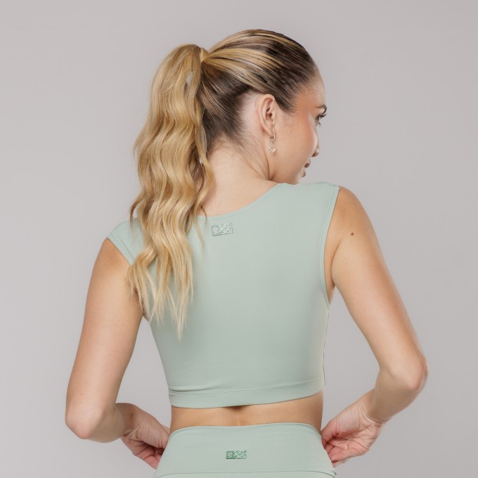 Top Fitness com Decote Sofisticado Verde Claro